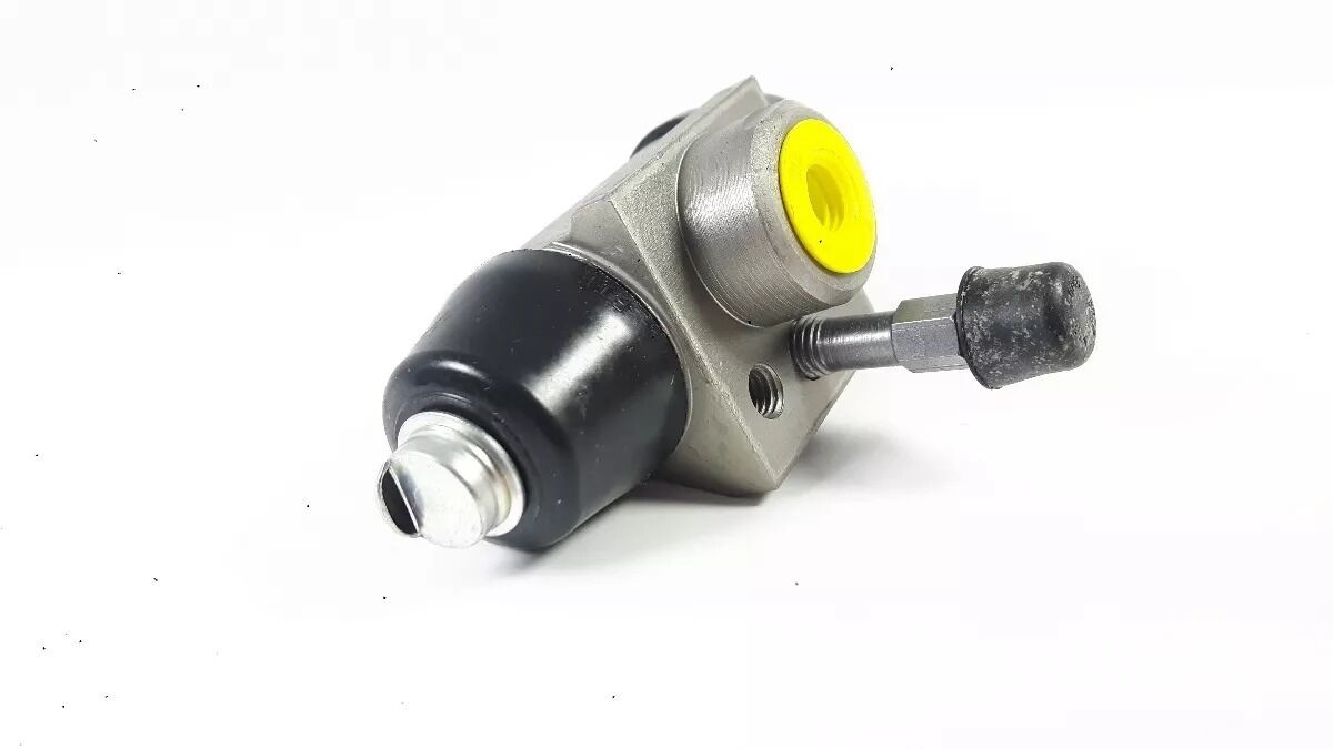 Cilindro De Roda Traseira Vw Saveiro Gv 2010 6q0611053b